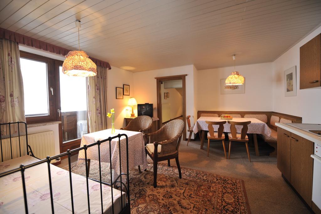 אבן אים פונגאו Apparthotel Restaurant Steiners חדר תמונה